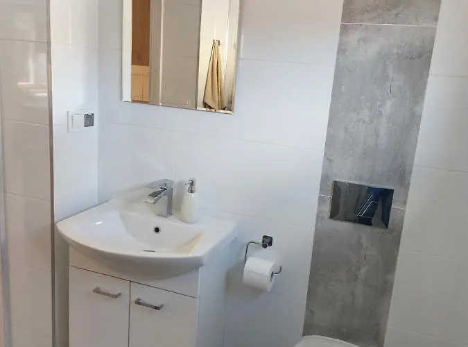 ,jarzebina' בית נופש Harkabuz